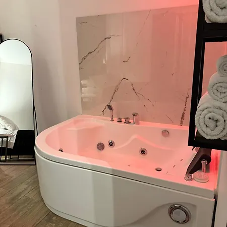 Πανσιόν Elene Luxury Boutique